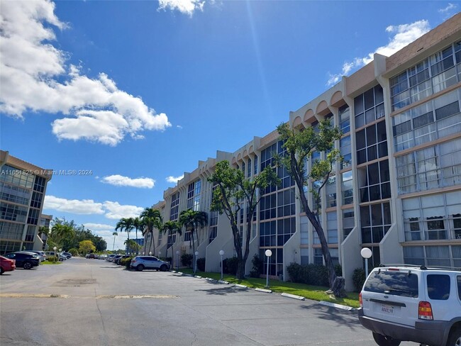 Photo - 601 Three Islands Boulevard Condo Unit 117