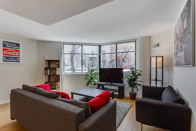 Photo - The Mondrian