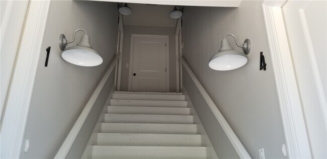 Photo - 662 Taylor St