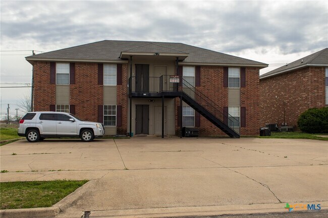 5710 Greengate Dr