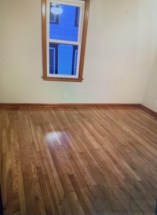 Photo - 750 Kirkwood St