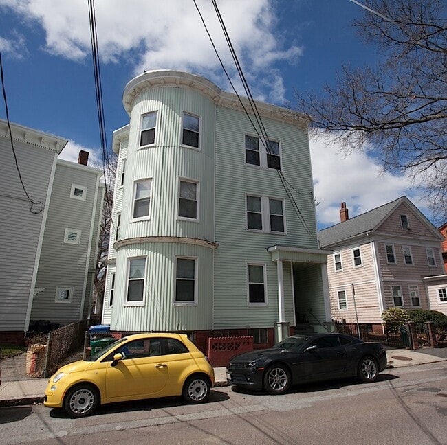 Photo - 3 Kinnaird St Apartments Unit 1