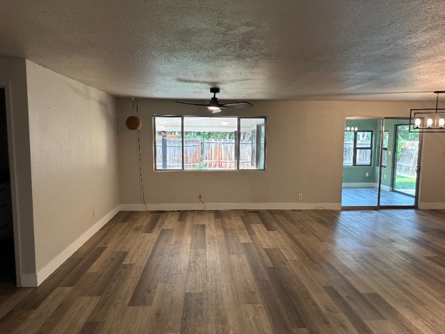 Photo - 2177 N 24th St