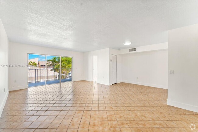 Building Photo - 8460 SW 154th Cir Ct Unit 127 Rental