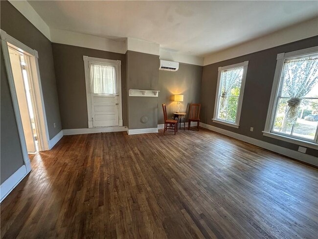 Photo - 1610 Union St