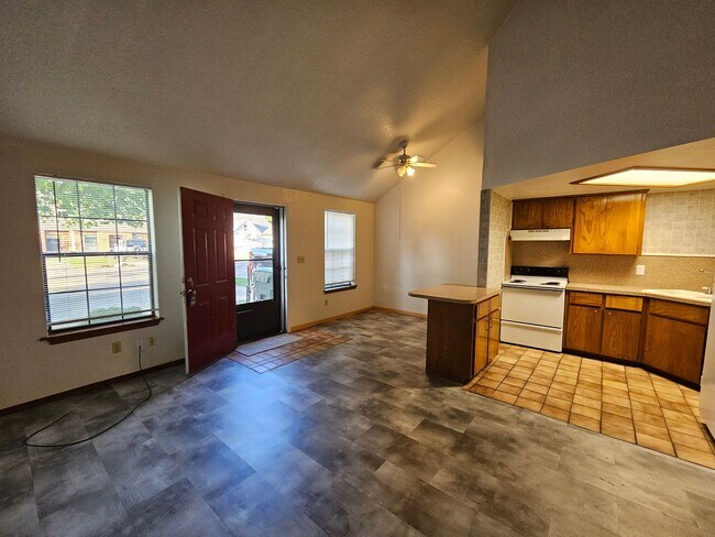 Photo - HAYES130 Unidad B