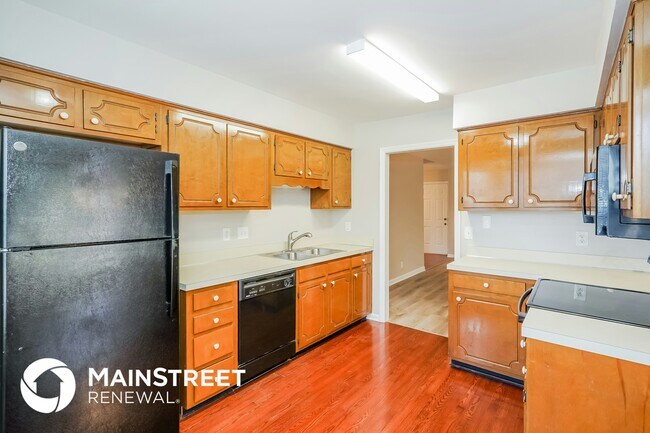 Photo - 1204 Curran Ct