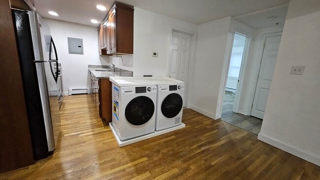 Photo - 19 Railroad St