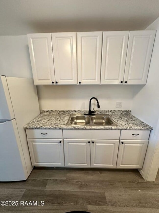 Photo - 216 Marigny Cir Unit B