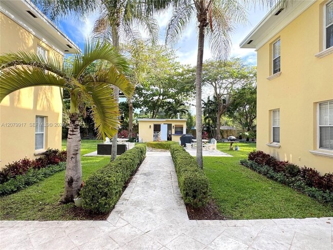3375 Franklin Ave Unit B
