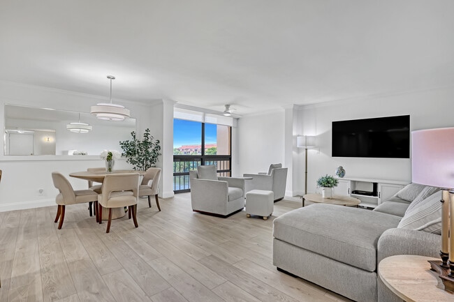 Photo - 2455 Lindell Blvd Unit 3403