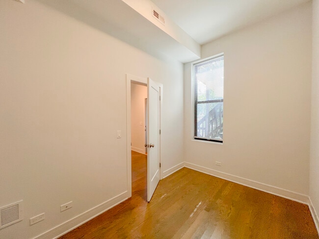 Photo - 952 W Armitage Ave Unit 2r