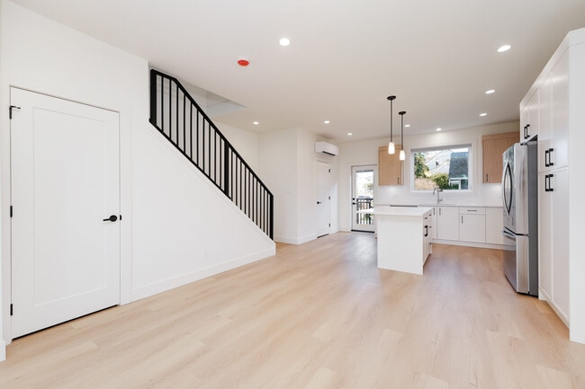 Photo - The Lorraine