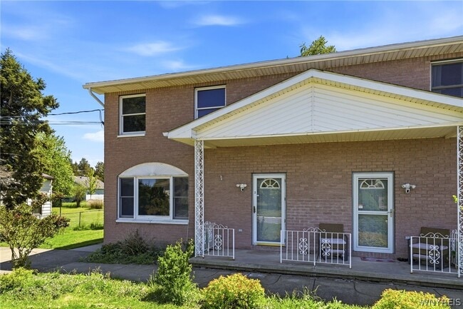 555 Lakeview Ave