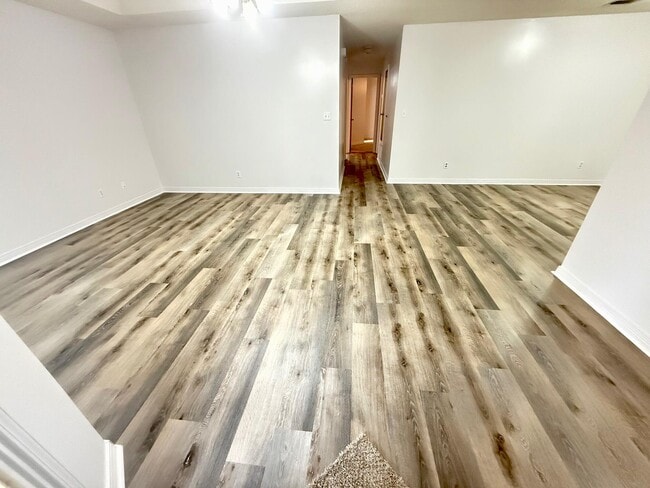 1106 Sweetbriar