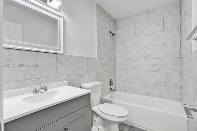 Photo - 5900 NW 19th St Unit A