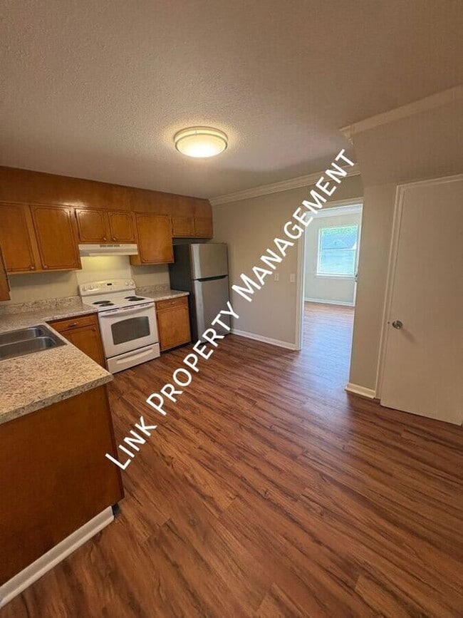 Photo - 4911 Marylin Ln