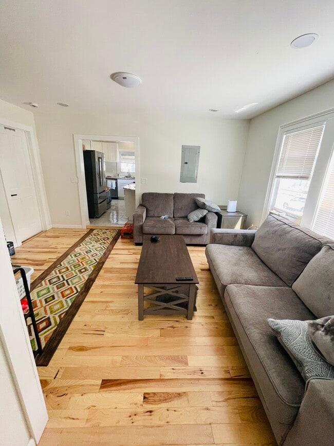 Photo - 38 Seminary Ave