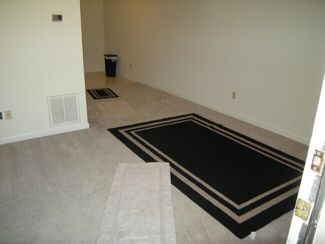 303 McDougal Ave