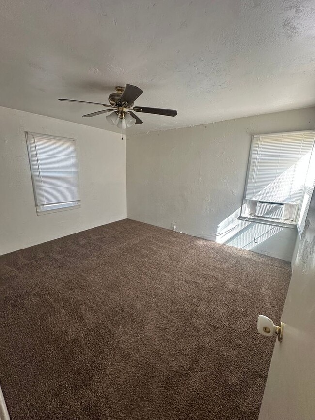 Photo - Don't wait on this 2 bedroom 1 bath house with yard service in North Hanford