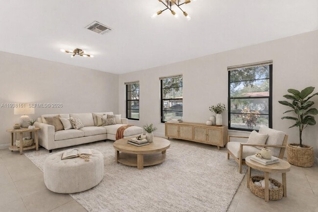 Photo - 8460 Menteith Terrace