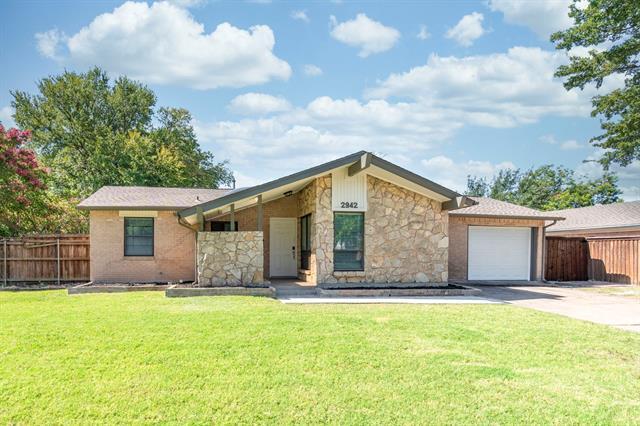 Building Photo - 2942 Esterbrook Dr