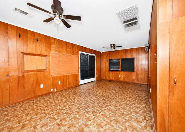Photo - 800 W 34th Ave