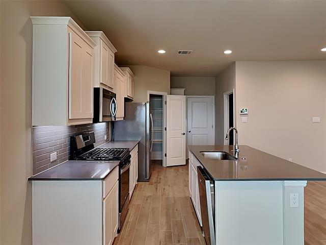 Photo - 212 Dunmore Ct