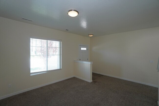 Photo - 3061 W Silver River St
