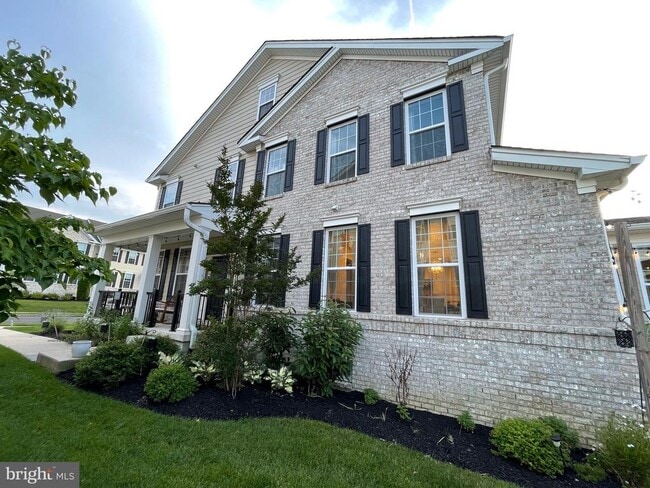 Photo - 17 Peacock Wy