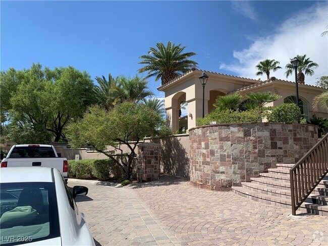 Building Photo - 2050 W Warm Springs Rd Unit 223 Rental