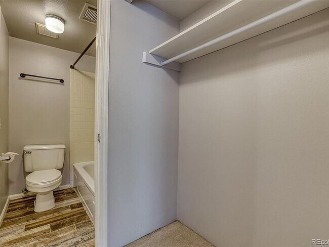 Photo - 6400 S Dayton St