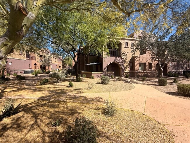 Building Photo - 3935 E Rough Rider Rd Unit 1063