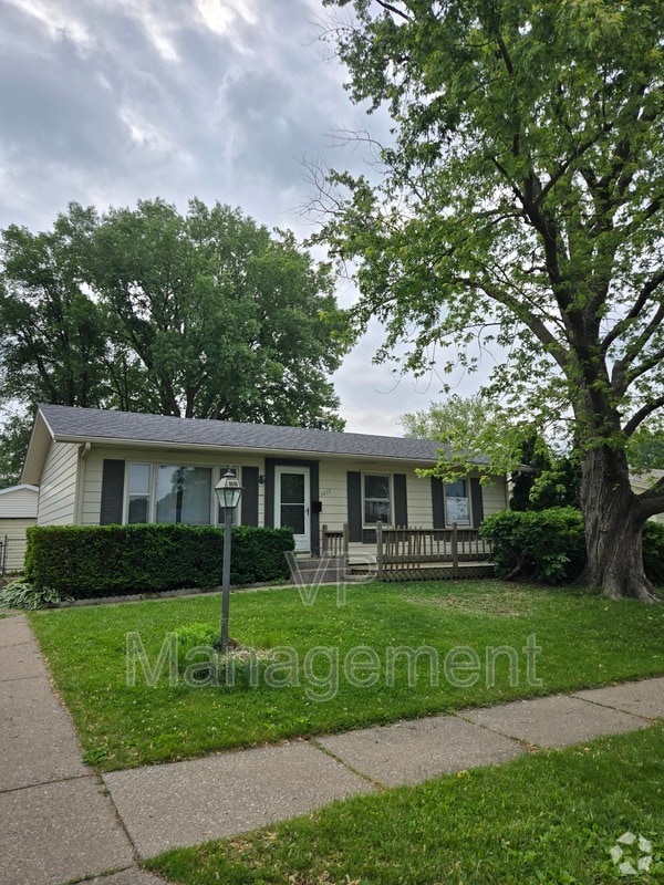 Building Photo - 3433 Somerset Dr Rental
