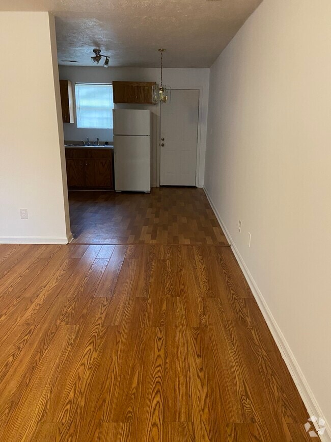 Building Photo - 784 Kings Rd Unit 784 Kings Rd Rental