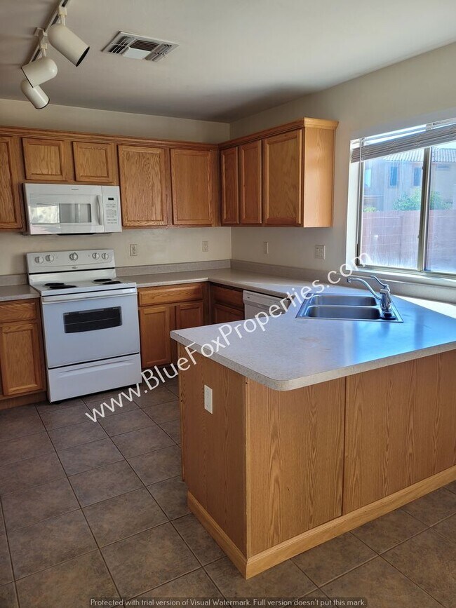 Photo - 11917 W Heyburn Dr