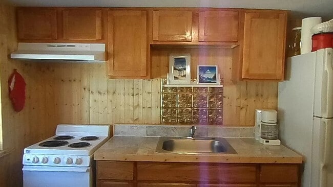 Kitchen - 7900 W Honeybee Loop Unit 7900 West Honeybee Loop