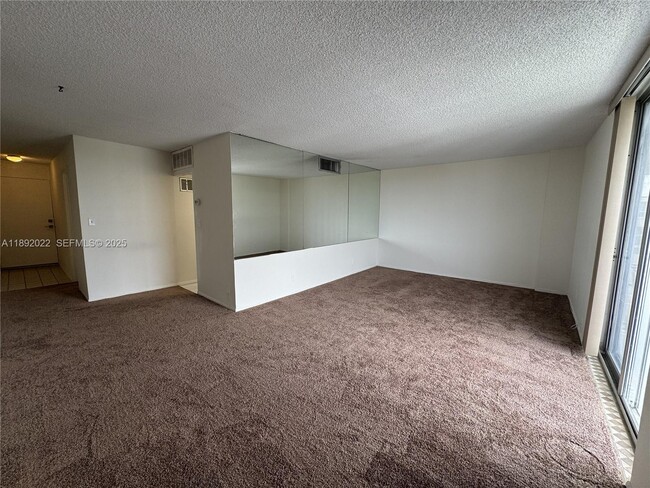 Photo - 1731 SE 15th St Unit 603