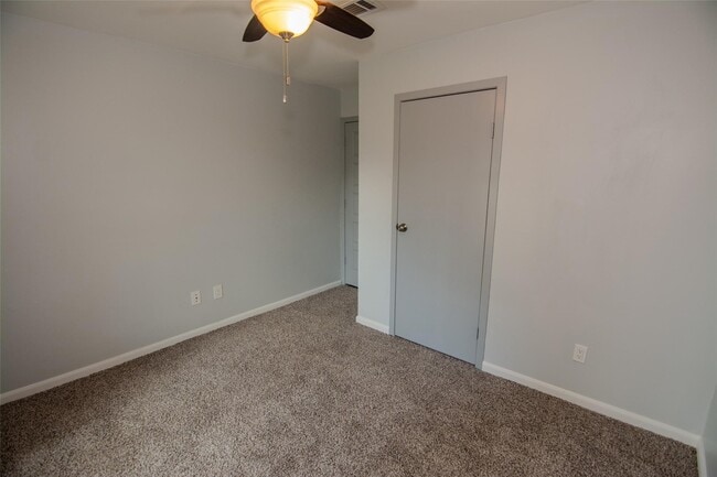 Photo - 2302 Cades Cove Dr