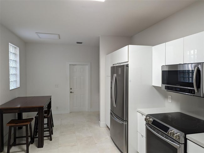 Building Photo - 4102 Forest Dr