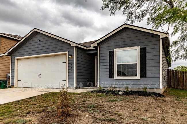 Building Photo - 6223 Lakefront