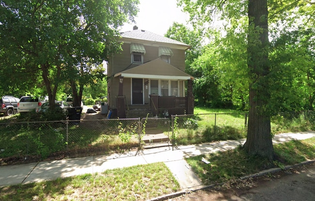 Building Photo - Charming 3-Bedroom Gem in Detroit