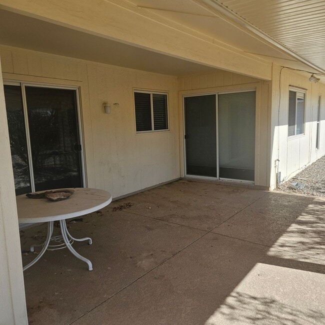 Photo - Spacious Home Near Shopping Center