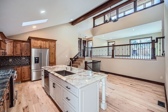 Building Photo - 4595 Bighorn Rd