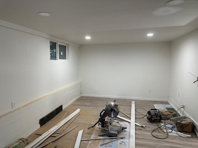 Photo - 5484 Vicente Way