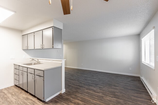 1BR, 1BA - 680SF - The Jackson