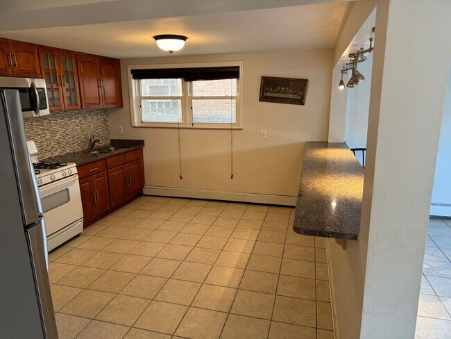 Photo - 5539 N Mango Ave Unidad B