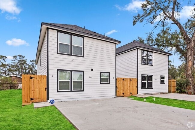 Building Photo - 8217 Bigwood St Unit B Rental
