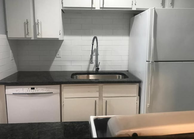 Building Photo - 8110 Skillman St