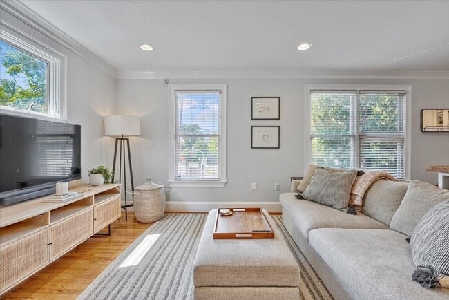 Photo - 18 Claymont Terrace